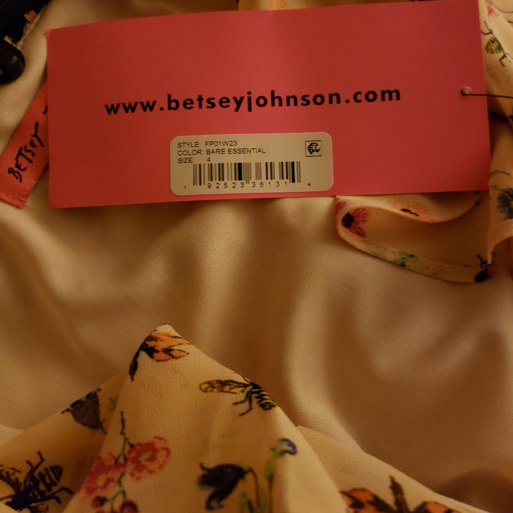 Betsey Johnson NWT sz 4 bug garden wrap dress - Picture 3 of 4